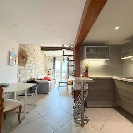 Le Nid Setois - Vue Mont St Clair, Dernier Etage Avec Ascenseur, Face A La Gare *