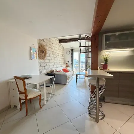 Le Nid Setois - Vue Mont St Clair, Dernier Etage Avec Ascenseur, Face A La Gare דירה *